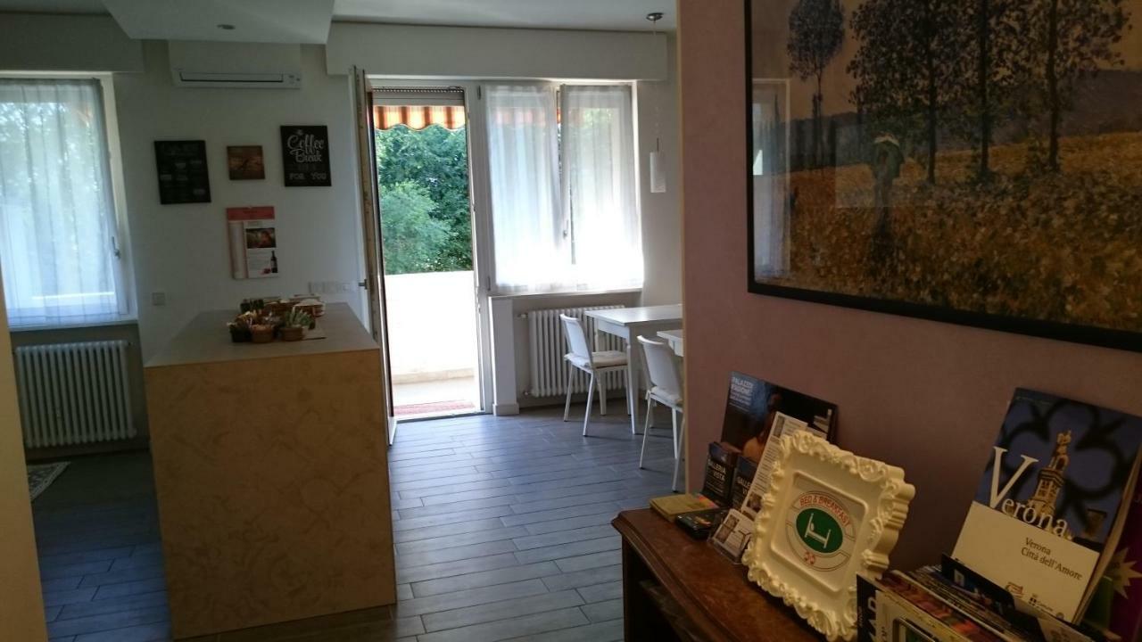 Bed And Breakfast Di Mara E Stefano Βερόνα Εξωτερικό φωτογραφία