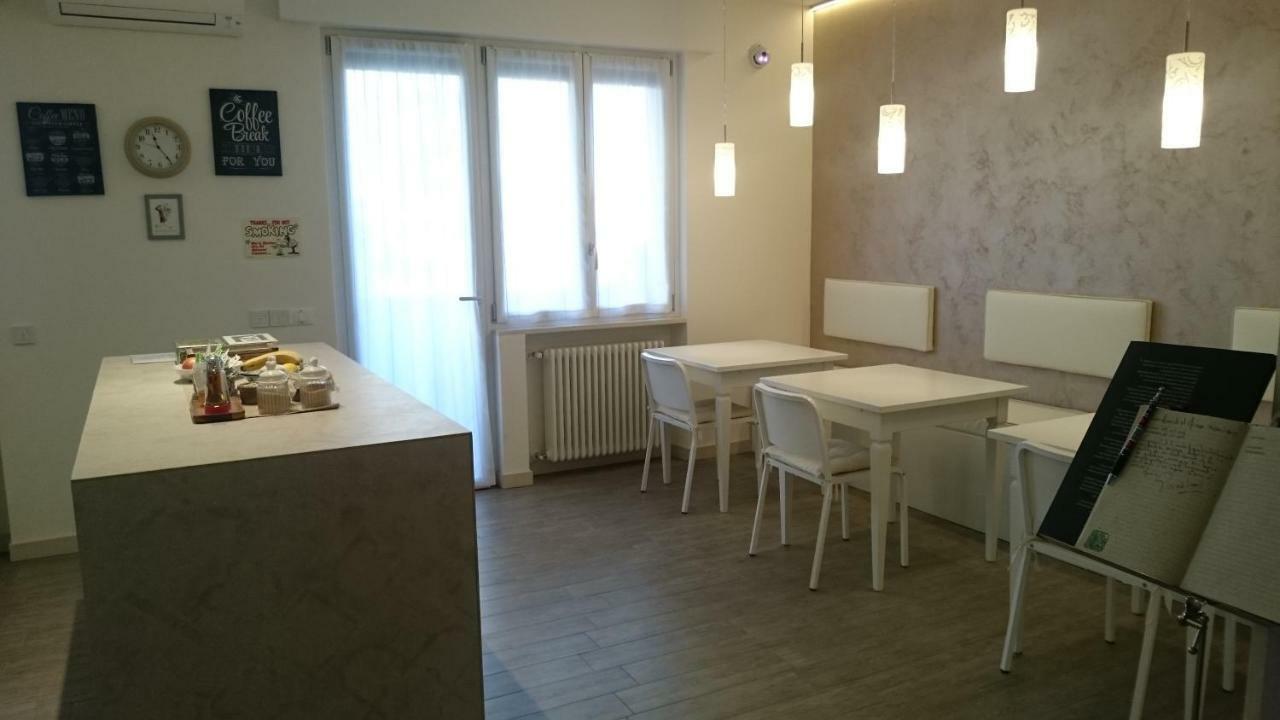 Bed And Breakfast Di Mara E Stefano Βερόνα Εξωτερικό φωτογραφία