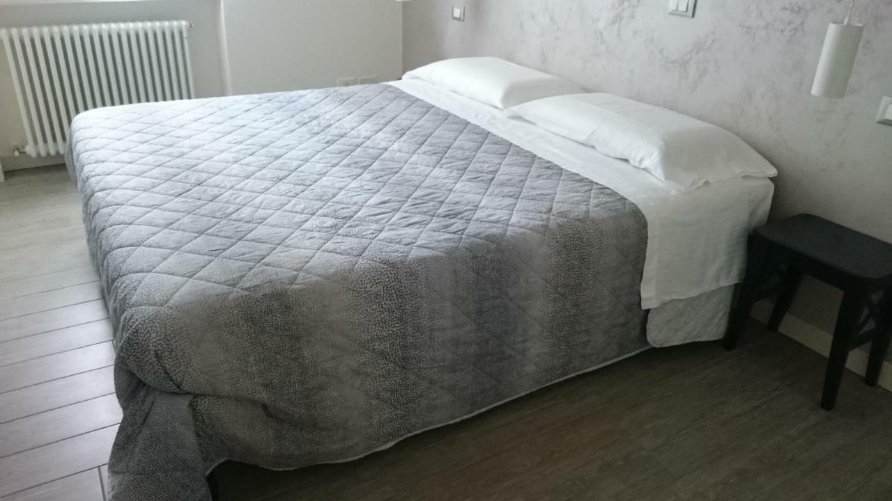 Bed And Breakfast Di Mara E Stefano Βερόνα Εξωτερικό φωτογραφία