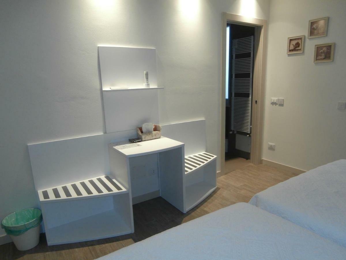 Bed And Breakfast Di Mara E Stefano Βερόνα Εξωτερικό φωτογραφία