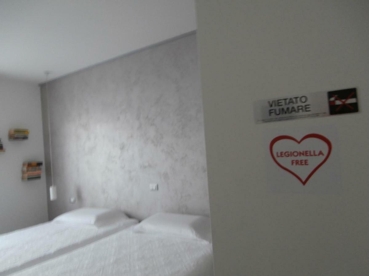 Bed And Breakfast Di Mara E Stefano Βερόνα Εξωτερικό φωτογραφία