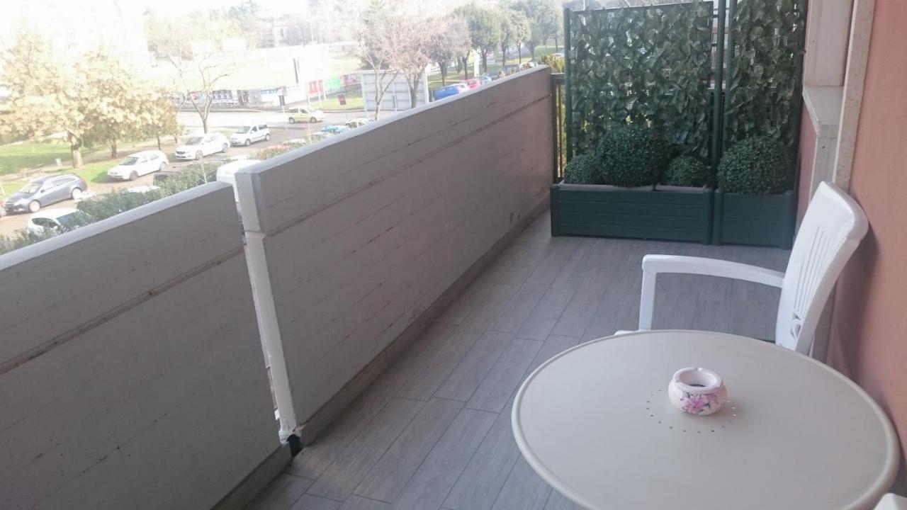 Bed And Breakfast Di Mara E Stefano Βερόνα Δωμάτιο φωτογραφία